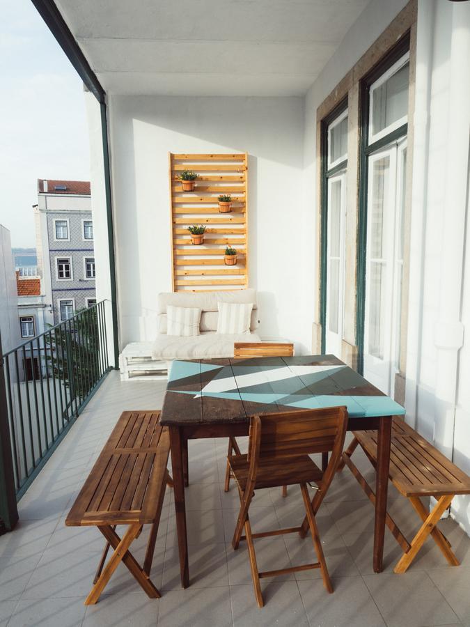 Impact House Hostel Lisbon Exterior photo